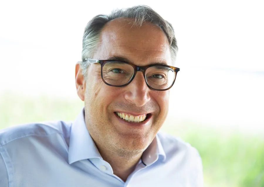 Porträt von Sebastian Morgner, Sparringspartner für Strategie und Führung, am Ammersee